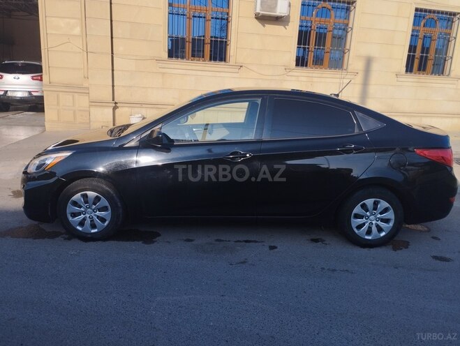 Hyundai Accent 2017, 223,699 km - 1.6 l - 