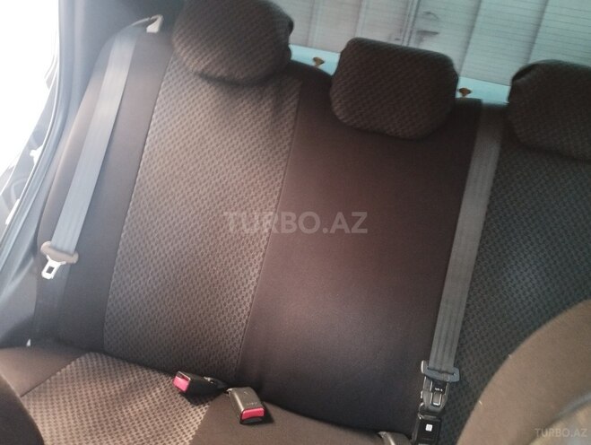 Hyundai Accent 2017, 223,699 km - 1.6 l - 