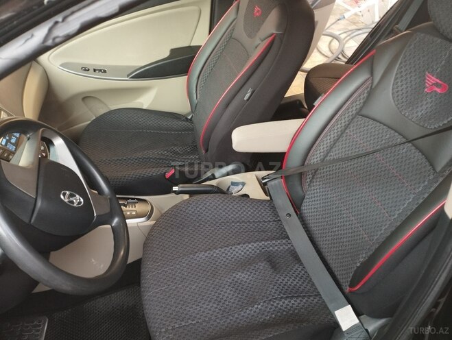 Hyundai Accent 2017, 223,699 km - 1.6 l - 
