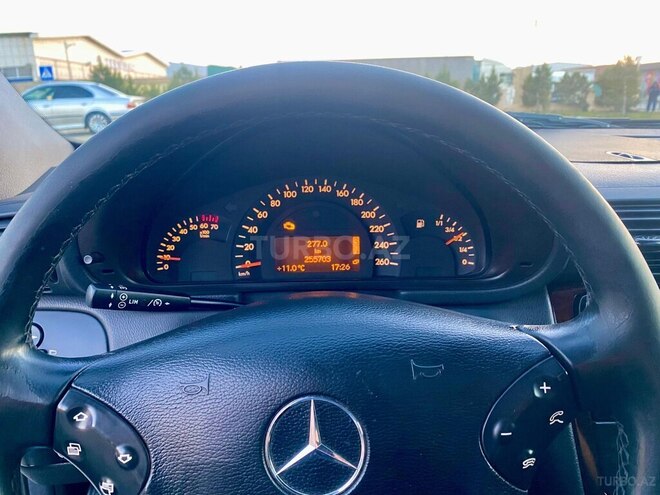 Mercedes C 200 2000, 257,000 km - 2.0 l - Bakı