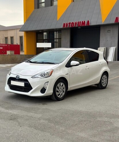 Toyota Prius C 2017, 125,600 km - 1.5 l - Bakı