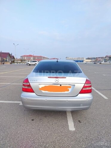 Mercedes E 240 2002, 242,000 km - 2.4 l - Bakı