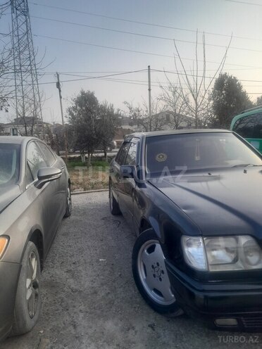 Mercedes E 280 1992, 325,253 km - 2.8 л - Bakı