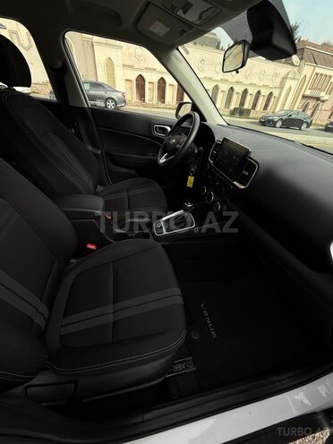 Hyundai Venue 2021, 64,000 km - 1.6 l - Bakı
