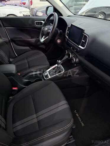 Hyundai Venue 2021, 64,000 km - 1.6 l - Bakı