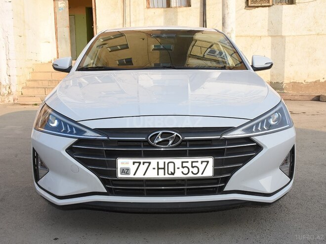 Hyundai Avante-1