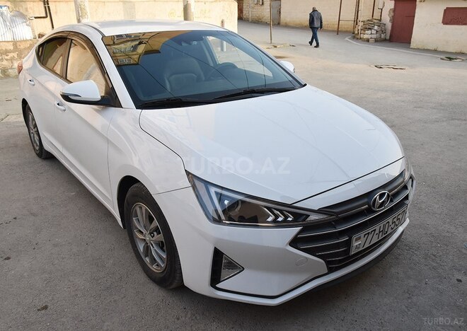 Hyundai Avante-6