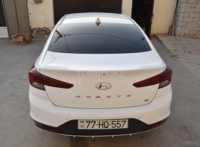 Hyundai Avante-8