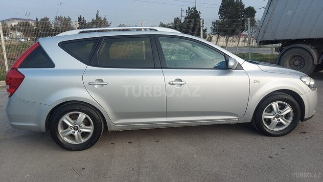 Kia Ceed 2011, 260,258 km - 1.4 l - Sumqayıt