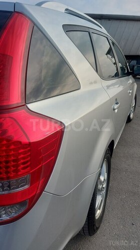 Kia Ceed 2011, 260,258 km - 1.4 l - Sumqayıt