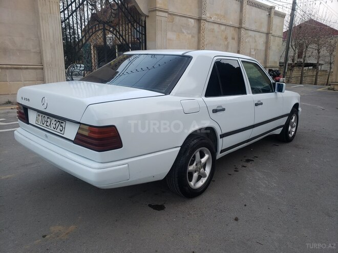 Mercedes E 250 1988, 350,000 km - 2.5 l - Bakı