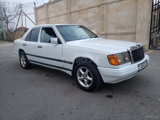 Mercedes E 250 1988, 350,000 km - 2.5 l - Bakı