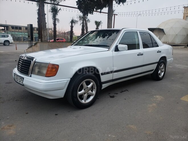 Mercedes E 250 1988, 350,000 km - 2.5 l - Bakı