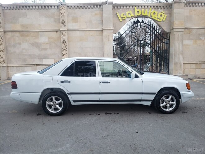 Mercedes E 250 1988, 350,000 km - 2.5 l - Bakı