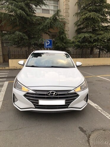 Hyundai Elantra 2019, 74,000 km - 2.0 l - Bakı