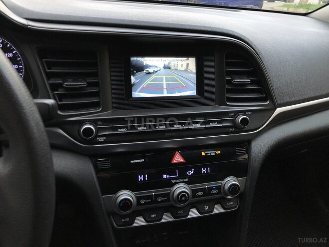 Hyundai Elantra 2019, 74,000 km - 2.0 l - Bakı