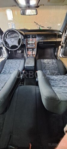 Mercedes C 200 2000, 280,770 km - 2.0 л - Zaqatala
