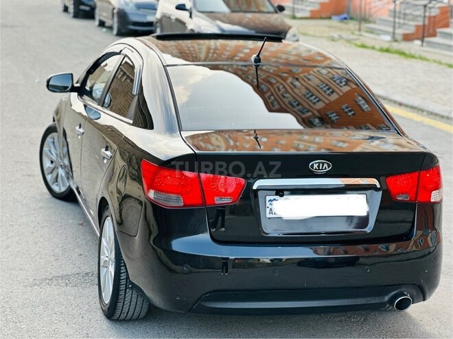 Kia Cerato-12