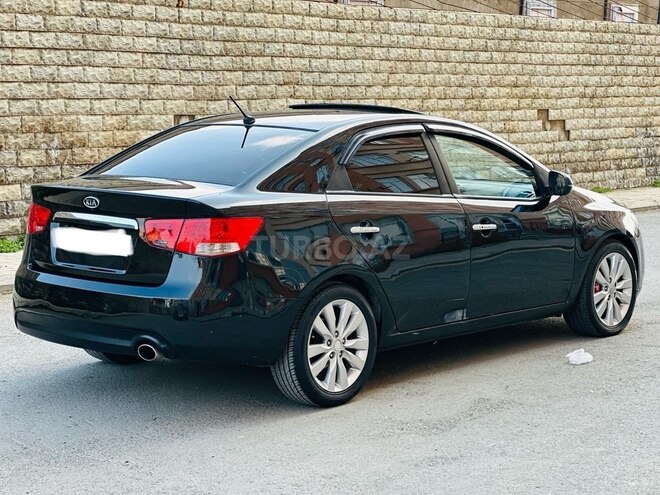 Kia Cerato-9
