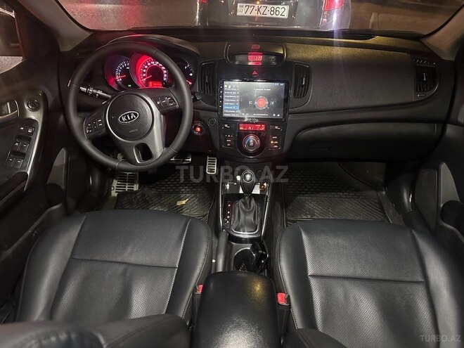 Kia Cerato-21