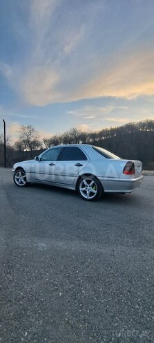 Mercedes C 200 2000, 280,770 km - 2.0 л - Zaqatala