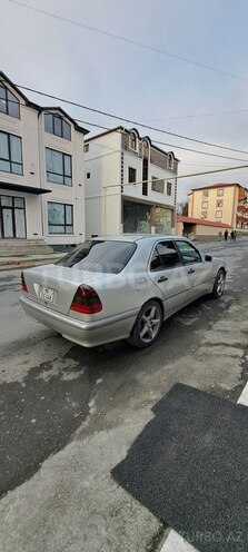 Mercedes C 200 2000, 280,770 km - 2.0 л - Zaqatala