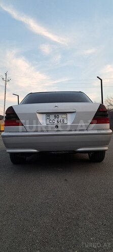 Mercedes C 200 2000, 280,770 km - 2.0 л - Zaqatala
