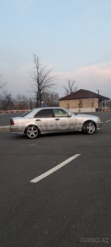 Mercedes C 200 2000, 280,770 km - 2.0 л - Zaqatala