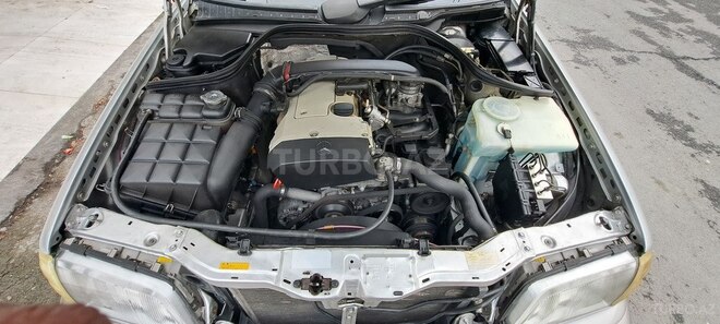 Mercedes C 200 2000, 280,770 km - 2.0 л - Zaqatala