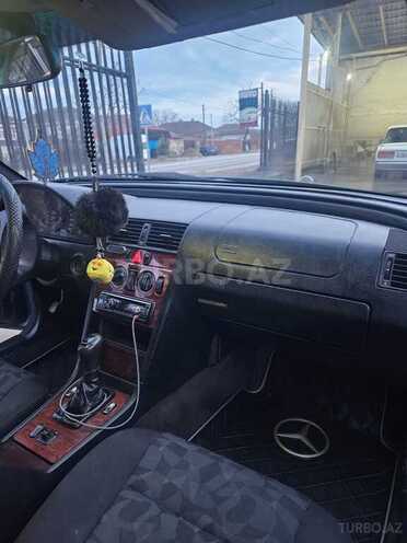 Mercedes C 180 1998, 557,399 km - 1.8 l - Qusar