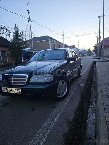 Mercedes C 180 1998, 557,399 km - 1.8 l - Qusar