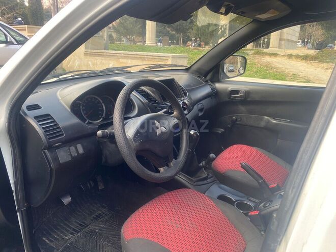 Mitsubishi L200 2013, 252,000 km - 2.5 л - Bakı