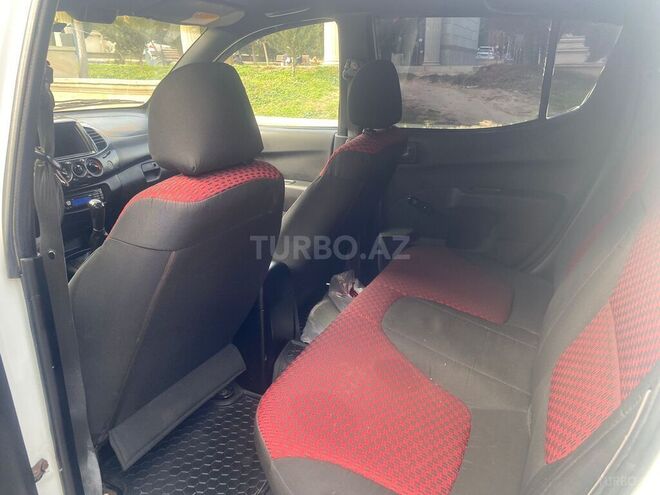 Mitsubishi L200 2013, 252,000 km - 2.5 л - Bakı