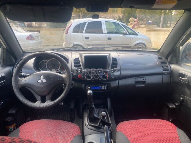 Mitsubishi L200 2013, 252,000 km - 2.5 л - Bakı