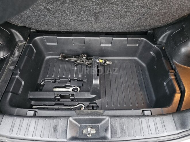 Nissan Juke-12