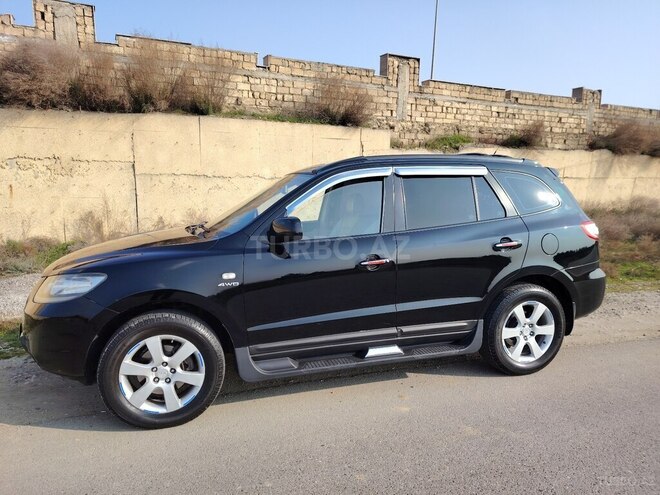 Hyundai Santa Fe-5