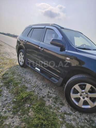 Hyundai Santa Fe-13