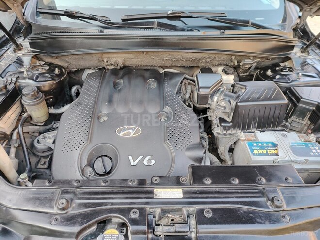 Hyundai Santa Fe-15