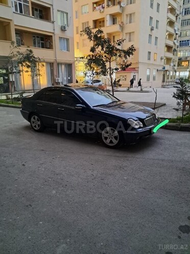 Mercedes C 200 2002, 420,000 km - 2.0 l - Bakı