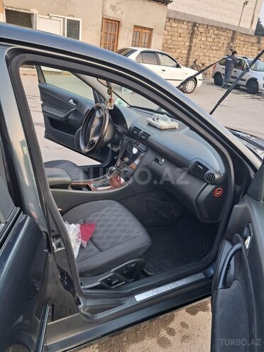 Mercedes C 200 2002, 420,000 km - 2.0 l - Bakı