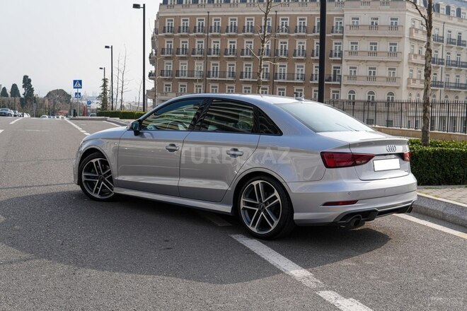 Audi A3 2017, 93,000 km - 2.0 l - Bakı