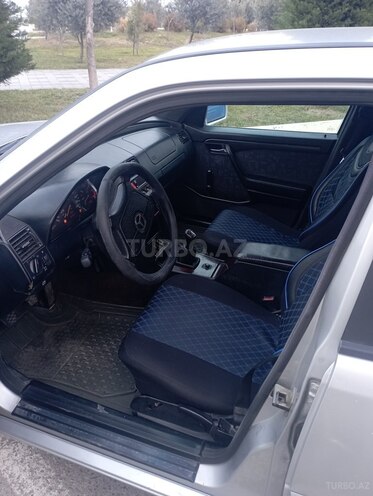Mercedes C 220 d 1996, 385,257 km - 2.2 л - Sumqayıt