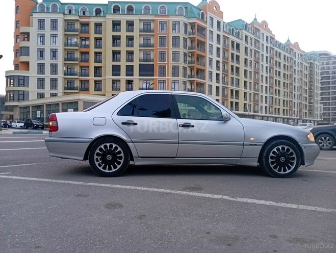 Mercedes C 220 d 1996, 385,257 km - 2.2 л - Sumqayıt