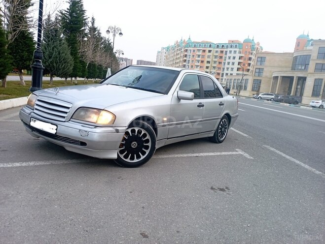 Mercedes C 220 d 1996, 385,257 km - 2.2 л - Sumqayıt