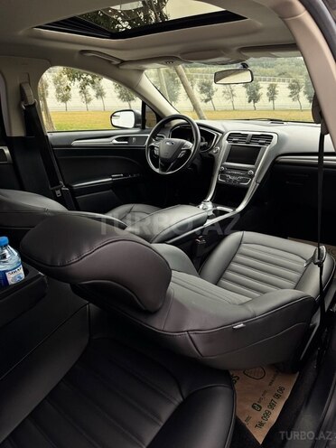Ford Fusion (North America)-16