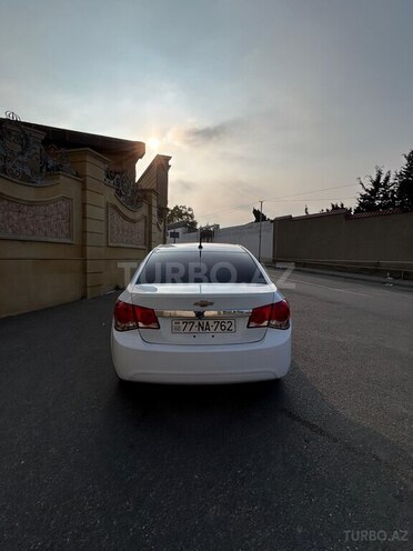 Chevrolet Cruze-6