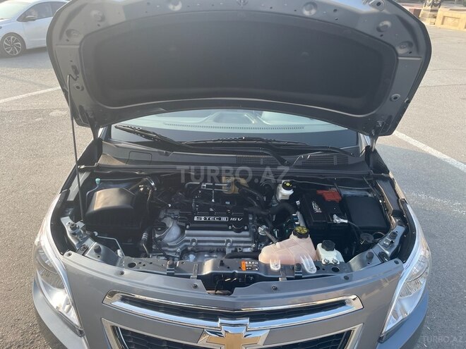 Chevrolet Cobalt-11