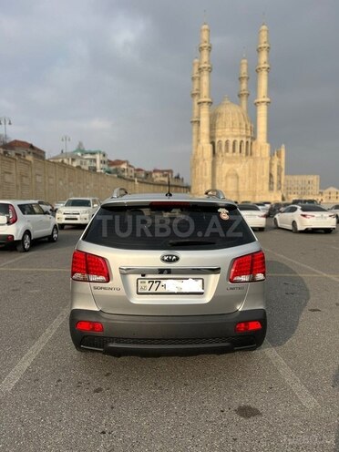 Kia Sorento-2