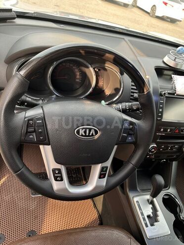 Kia Sorento-8