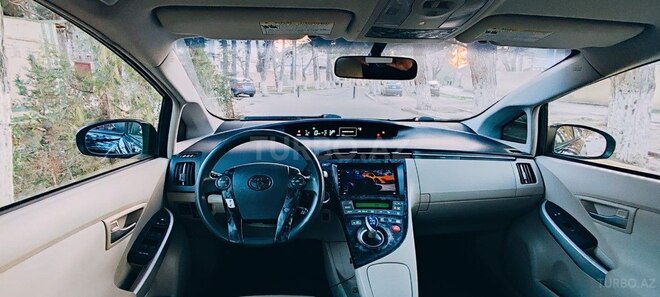 Toyota Prius 2015, 219,345 km - 1.8 л - Bakı